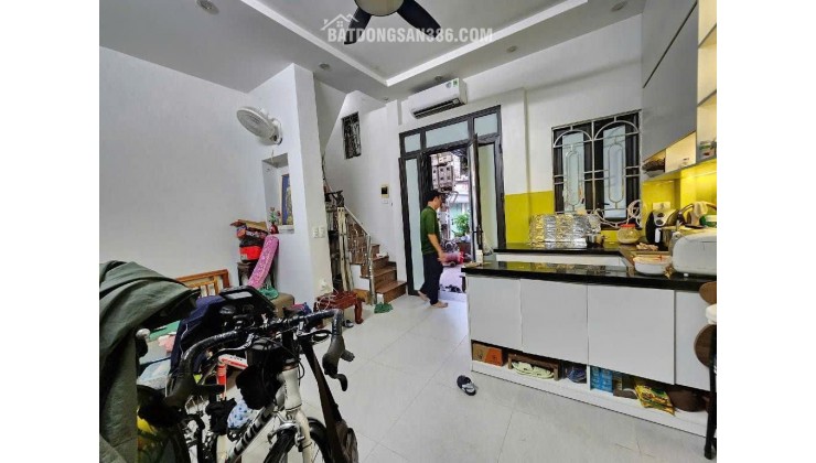 Nhà nhỏ xinh mới đẹp, lô góc chỉ nhỉnh 5 tỷ tại Thanh Nhàn - An sinh cực đỉnh