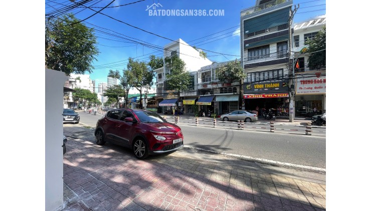 NHÀ NGAY KHU PHỐ TÂY NHA TRANG KINH DOANH SÀM UẤT SÃN DONG TIỀN CHO THUÊ