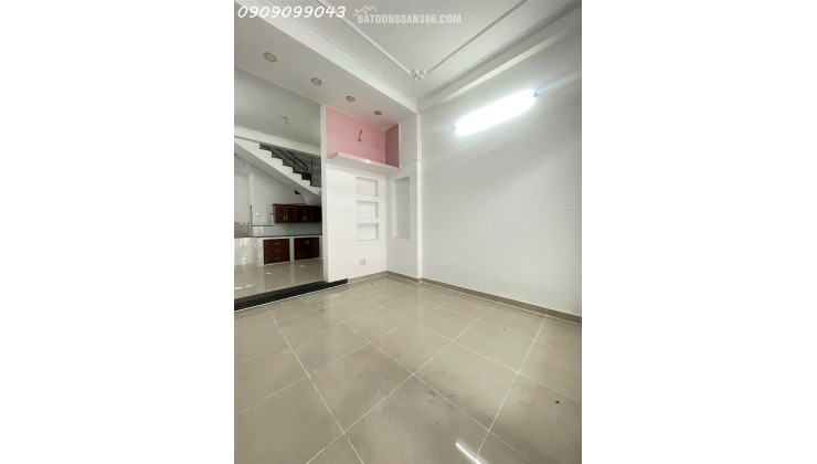 NHÀ BÁN HXH 7 CHỖ ĐỖ CỬA-NHÀ 3 TẦNG BTCT.
ĐƯỜNG TRẦN THỊ CỜ -Q12- 44M2-HƠN NHẸ 5 TỶ