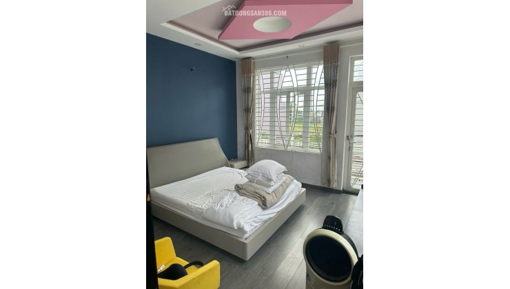 Bán nhà mặt phố 221 bình hưng hòa b, bình tân - 68m2, 3 tầng, 3pn, 9 tỷ - sổ hồng chính chủ, vị trí kinh doanh đắc địa!