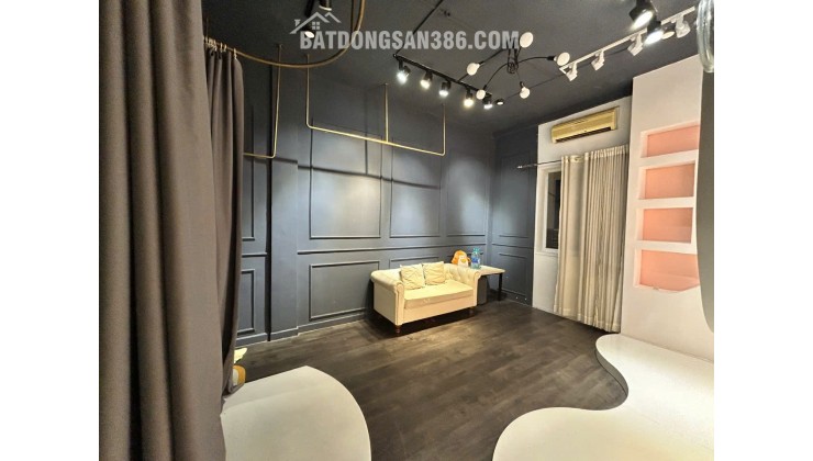 CHO THUÊ MĂT BẰNG NGAY TRUNG TÂM QUẬN 1 LÀM SHOP CTY...17TR/TH/65M2. LH:0903649102