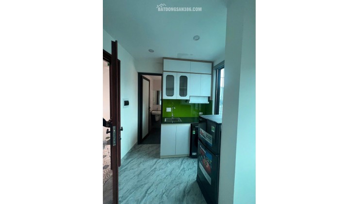 Bán Nhà Dòng Tiền CCMN Vũ Tông Phan 7 Tầng Lô Góc 22 Phòng Khép Kín Full Đồ ( Ô Tô Con Qua Nhà )