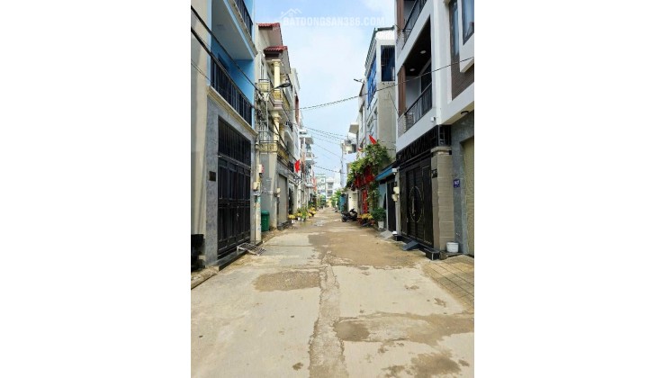 BÁN NHÀ TẠI LÃ XUÂN OAI, LONG TRƯỜNG, QUẬN 9 , 50M2 SHR CHỈ 6.9 TỶ. LH:0332456604( NGỌC )