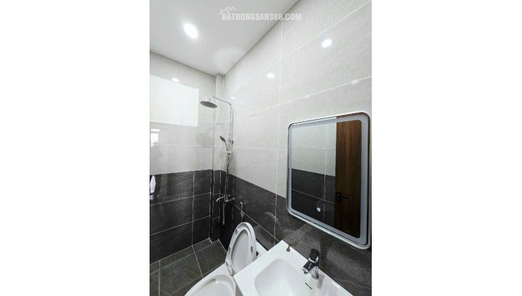 BÁN NHÀ TẠI LÃ XUÂN OAI, LONG TRƯỜNG, QUẬN 9 , 50M2 SHR CHỈ 6.9 TỶ. LH:0332456604( NGỌC )