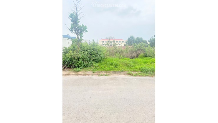 Lô đất Biệt thự Tại Đồng Sơn , Bắc Giang. DT 512 m2 - Mt 16m. đường 16m. Giá 22 tỷ