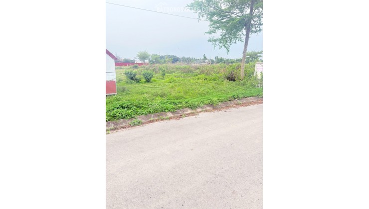 Lô đất Biệt thự Tại Đồng Sơn , Bắc Giang. DT 512 m2 - Mt 16m. đường 16m. Giá 22 tỷ