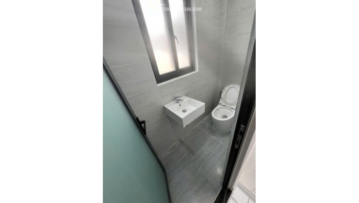 TÔI CẦN BÁN CĂN NHÀ HẺM XE HƠI 60/76 ĐƯỜNG LÝ CHÍNH THẮNG P8Q3. LH:0966775504.