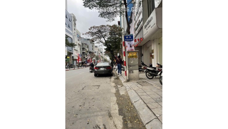 Bán nhà trong ngõ Tôn Đức Thắng 22/26m2 5 tầng Hơn 6 Tỷ Lô góc Đẹp toàn diện Tiện ích đa dạng