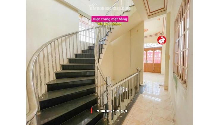 Chính chủ bán nhà mặt tiền đường CMT8, TP Thủ Dầu Một, khu sầm uất, tiện kinh doanh