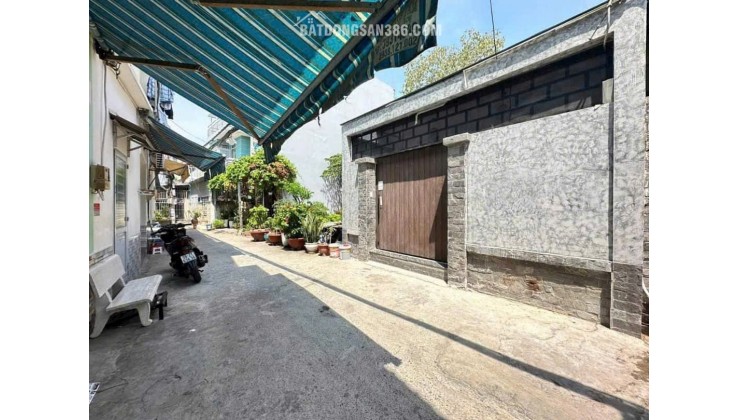 BÁN NHÀ THỊ TRẤN NHÀ BÈ, DT 63,5M2 (5,2X 12) SHR CHỈ 4TỶ8. LH:0903344518