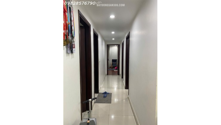 Gold Tower 275 Nguyễn Trãi 141m 3PN 2wc  full đồ BC Đông Bắc
