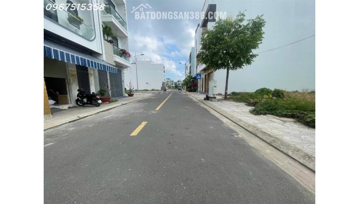 ĐẤT ĐẸP 104M2 - KĐT NAM VĨNH HẢI- CÁCH CHỢ VĨNH HẢI CHỈ 200M-DÂN CƯ ĐÔNG ĐÚC VÀO Ở NGAY