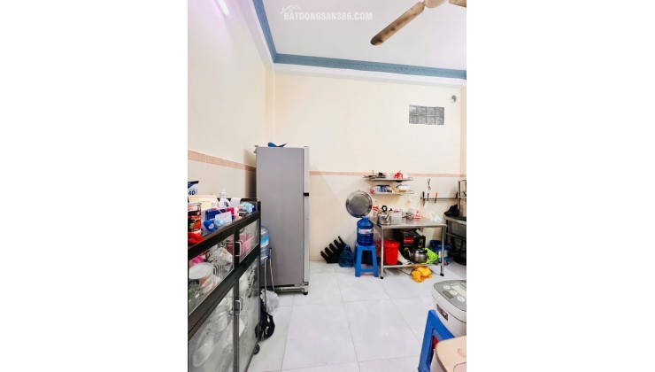  Q11 – NHÀ 3 TẦNG BTCT – NGANG ĐẸP 4M – GIÁ CHỈ 8 TỶ