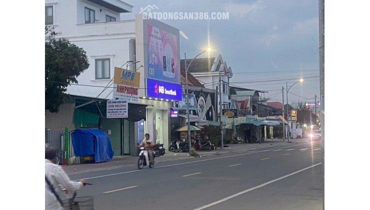 Cần cho thuê mặt bằng kinh doanh vị trí đẹp tại Cái Bè, Tiền Giang