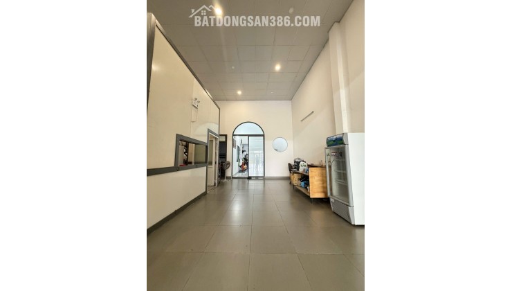 Bán nhà ngõ lê thị hà, hóc môn, 218m2, 2 tầng, 5pn, sổ hồng, giá 11 tỷ - cơ hội vàng cho gia đình bạn