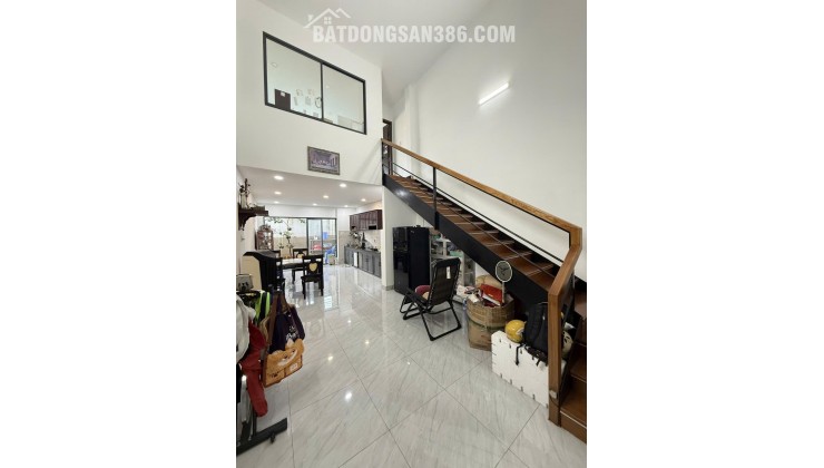 Bán nhà ngõ lê thị hà, hóc môn, 218m2, 2 tầng, 5pn, sổ hồng, giá 11 tỷ - cơ hội vàng cho gia đình bạn