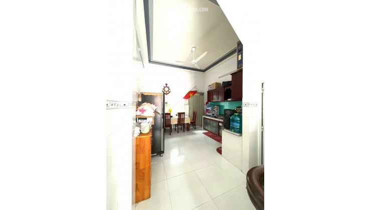 BÁN NHÀ MẶT TIỀN LÝ THÁI TỔ NỐI DÀI – TRUNG TÂM LONG XUYÊN – 41,2M2 – 6TỶXX. LH:0939073155.