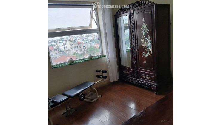 Chính chủ bán Chung cư căn góc 76 M2 - Nôi thất gồm 3 điêu hòa, Quạt, Máy giặt - KĐT Việt Hưng