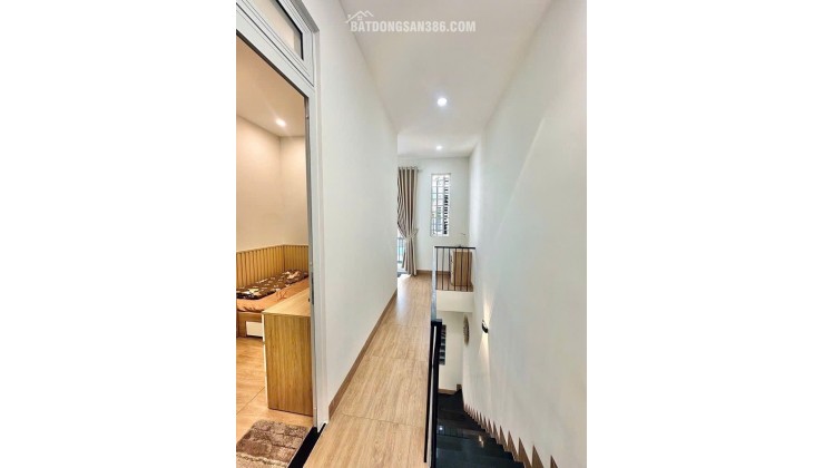 BÁN NHÀ TÂN KỲ TÂN QUÝ. DT (4X9). SẴN SHR. CHỈ 5.5 TỶ. LH:0905029420.