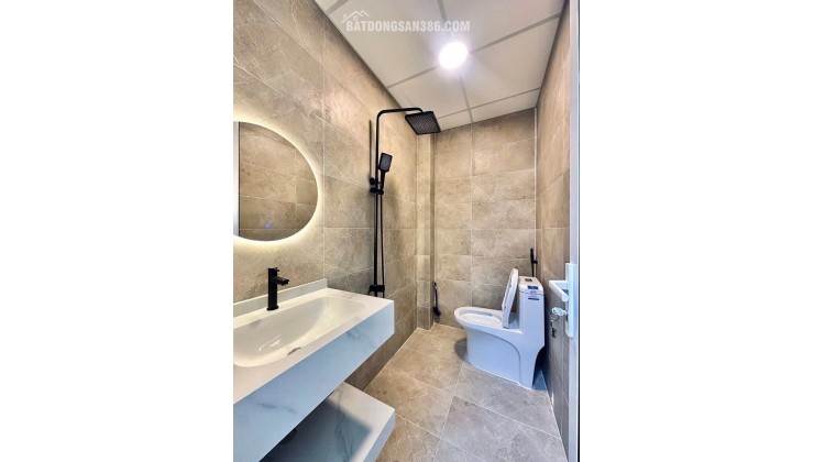 BÁN NHÀ TÂN KỲ TÂN QUÝ. DT (4X9). SẴN SHR. CHỈ 5.5 TỶ. LH:0905029420.