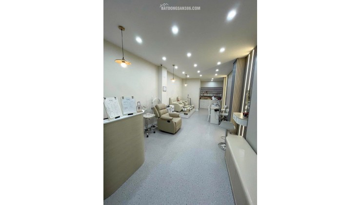 Sang nhượng tiệm nail, mi mặt phố Hàng Chuối, P. Phạm Đình Hổ, Q.Hai Bà Trưng, Hà Nội