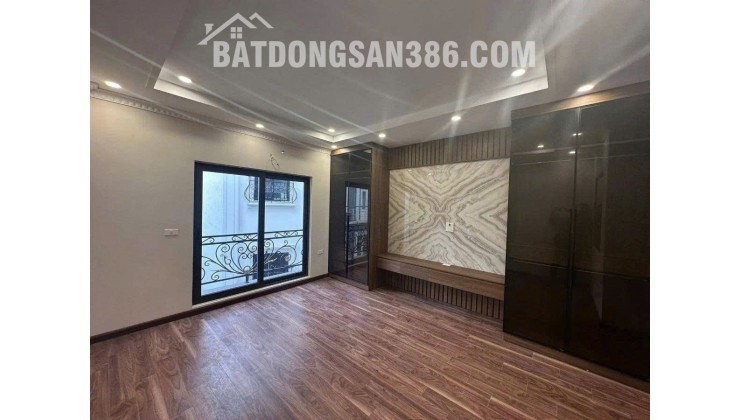 Bán nhà Bồ Đề 43m 6 tầng MT4m thang máy gara ô tô hơn 16 tỷ