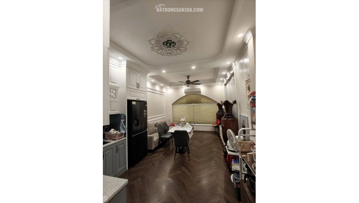 Bán nhà Bồ Đề 43m 6 tầng MT4m thang máy gara ô tô hơn 16 tỷ