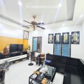 Bán nhà Kim giang dt 45m2 x5T, ngõ rộng,thoáng,gần phố,giá chỉ 8,25 tỷ,sđcc