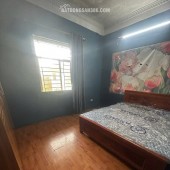 Cho thuê căn hộ khu H Việt Hưng diện tích 75m2, bao gồm 2 phòng ngủ và 1 vệ sinh