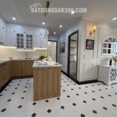 Căn hộ 80m2 Lavida Plus Q7: Giá 5.7 tỷ, 2PN, view đẹp, sổ hồng, Nguyễn Văn Linh, tầng cao, vị trí vàng, liên hệ 0902828026.