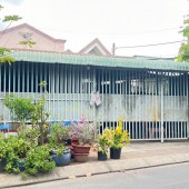 BÁN NHÀ ĐẤT TẠI HÓC MÔN, DT 177M2, SẴN SỔ, CHỈ 3.8 TỶ. LH:0765659378