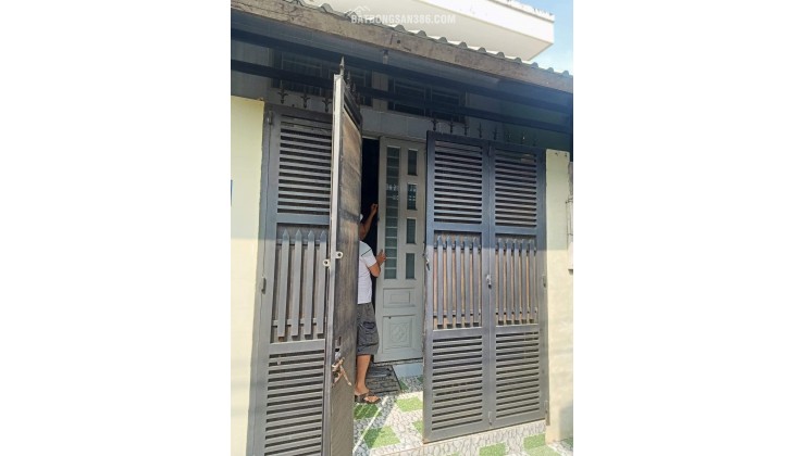 Bán nhà 40m2, Tỉnh Lộ 10, sổ hồng riêng, không quy hoạch. chỉ 2tỷ950