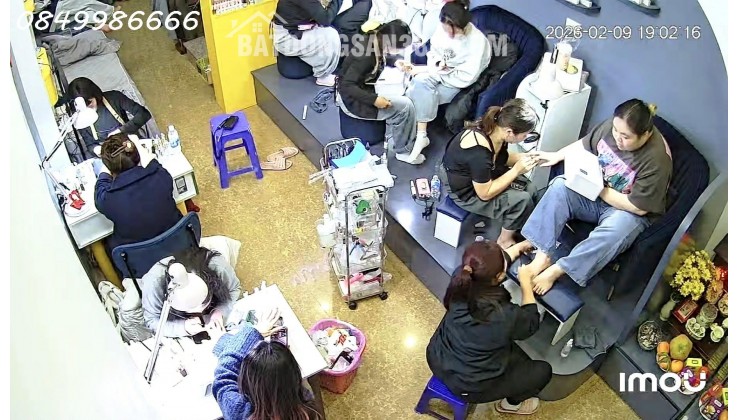 CÀN SANG GẤP TIỆM NAIL MI GỘI KHÁCH SẴN  VÀO LÀ LÀM TẠI HÀ ĐÔNG, HÀ NỘI