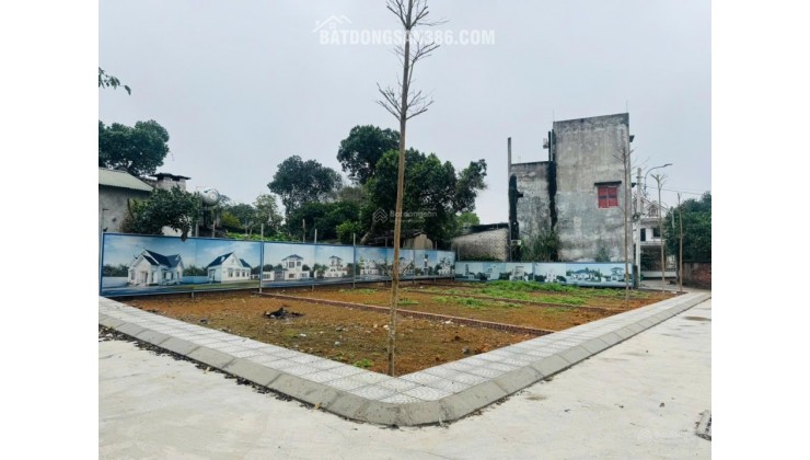 Bán lô góc chợ Phú Cát, tâm điểm hạ tầng đón sóng Metro 5 Hòa Lạc