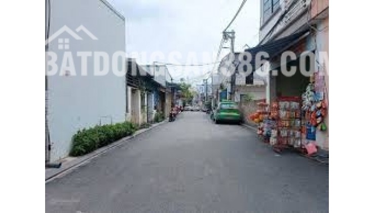 Bán lô đất quốc lộ 21-Khu Công Nghệ Cao-Hòa Lạc-DT 80m2.MT 6m.Full thổ cư-Giá đầu tư chỉ 2tỷ7