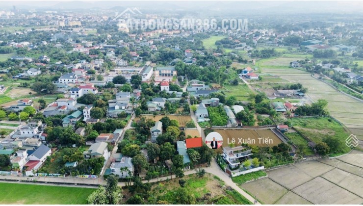 Lô đất 120.1m2 full thổ tại Đồng Trạng, Hòa Lạc mặt tiền 9,25m. Đường thông ôtô tránh. Chỉ 33tr/m2