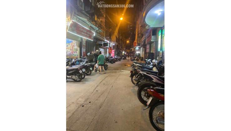 Hot mặt bằng khu Ao Sen đông sv nhất Hà Đông