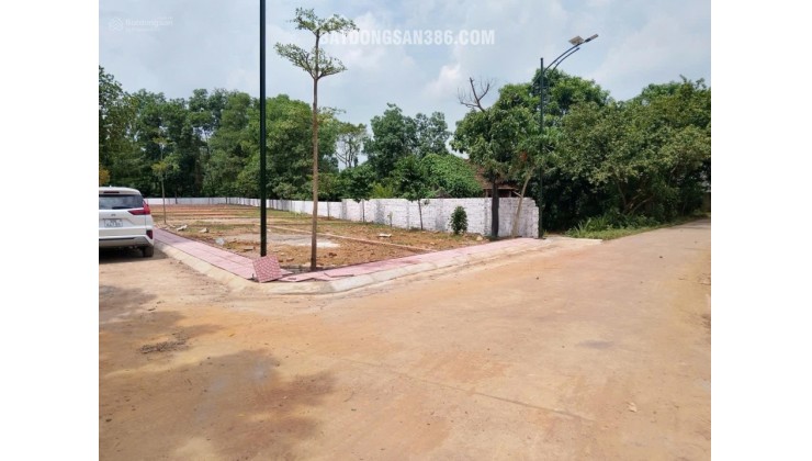 Siêu phẩm hiếm có đất đẹp Phú Cát, cách Tỉnh Lộ 446 chỉ 100 m, mặt đường lớn 8m