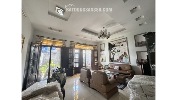 Bán nhà 4 tầng Đường 182 Tăng Nhơn Phú A Thủ Đức - 156m2 - Ngang 6.6m - 17.5 Tỷ