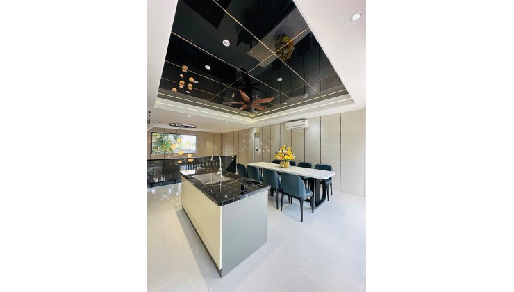  NHÀ MỚI HXH 8M THẠNH XUÂN 35 Q12 – OTO 7 CHỖ NGỦ NHÀ – NỘI THẤT CAO CẤP – SỔ VUÔNG ĐẸP