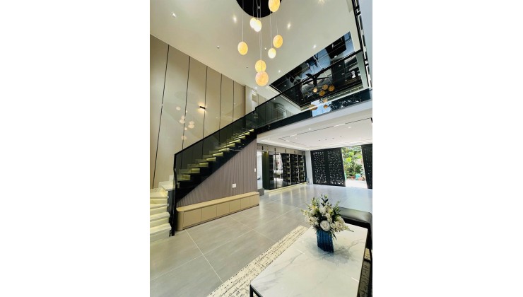  NHÀ MỚI HXH 8M THẠNH XUÂN 35 Q12 – OTO 7 CHỖ NGỦ NHÀ – NỘI THẤT CAO CẤP – SỔ VUÔNG ĐẸP