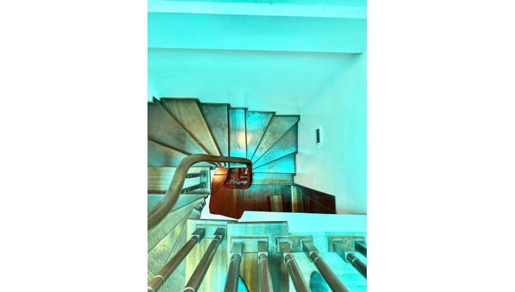  SIÊU PHẨM ĐỘI CẤN – CHÍNH CHỦ CHỊ EM CÓ CĂN NHÀ 5 TẦNG CẦN CHUYỂN NHƯỢNG