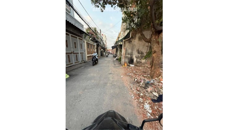 Cách MT 1 căn Phạm Huy Thông DT 5mx12m CN 60.2m2, LG 6m xây cao lầu giá chỉ 8,6 tỷ