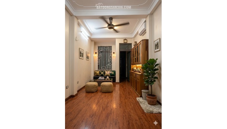 BÁN NHÀ TÂY HỒ - 60m2 x 5 TẦNG - Ô TÔ ĐỖ CỬA - LÔ GÓC - 2 PHÚT RA HỒ - Ở SƯỚNG - GIÁ CHỈ: 15.9 TỶ