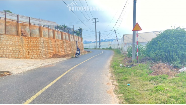 Bán 1 lô đất mặt tiền kim thạch, phường 7, đà lạt, lâm đồng