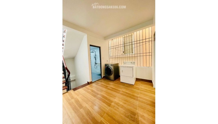  NHÀ ĐẸP TRUNG KÍNH FULL NỘI THẤT Ở NGAY, CHỈ CÁCH 30m RA ĐƯỜNG 2.5  SAU QUY HOẠCH