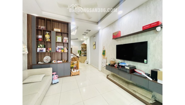Bán nhà 2 tầng Võ Văn Hát Long Trường Thủ Đức - 52m2 - Hẻm ô tô - Giá 4.8 Tỷ
