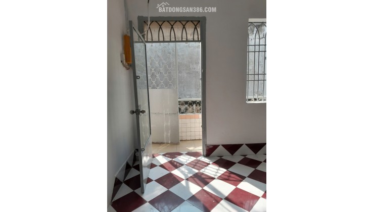 CHO THUÊ CĂN HỘ LẦU 2 – QUẬN 5, GIÁ TỐT