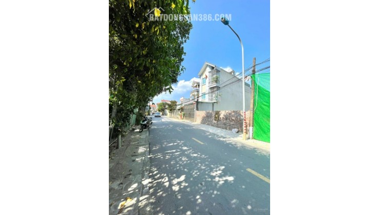Tiết lộ lô đất 100m2 gần Phú Cát, khu vực trung tâm Hòa Lạc. Phù hợp xây trọ, đầu tư sinh lời, kết nối Metro 5 – Quốc Lộ 21