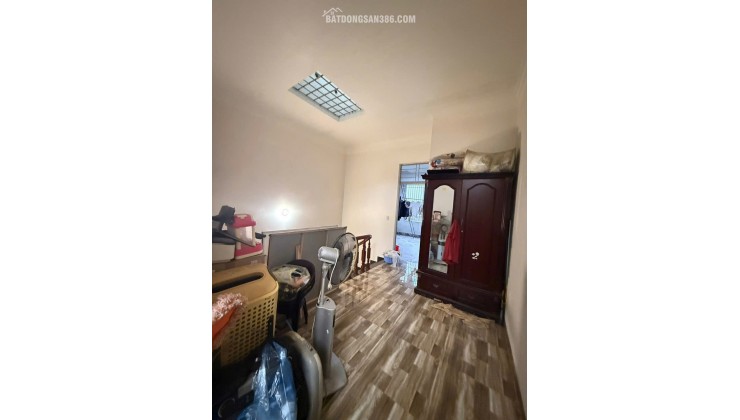 bán nhà tái định cư sos hoàng diệu, giá chỉ 3,x tỷ, nhà dân xây